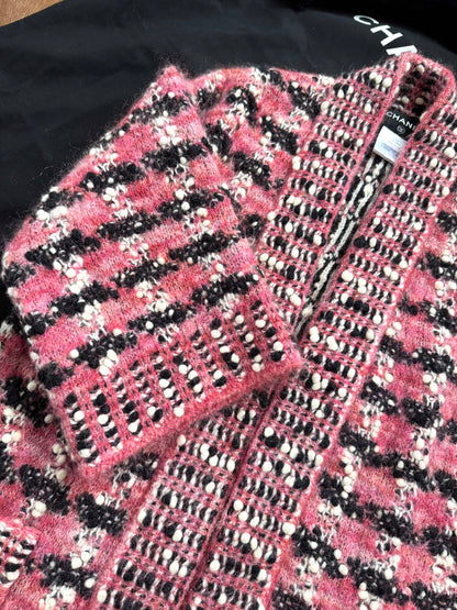 Pre-owned Chanel Paris-Salzburg Black Pink Wool Coat