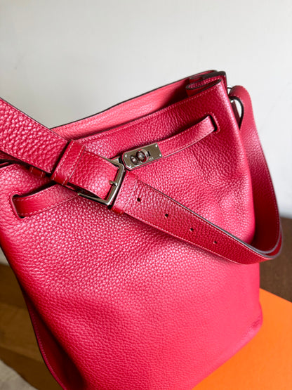 Pre-owned Hermès So Kelly 26 Red Togo Shoulder Bag