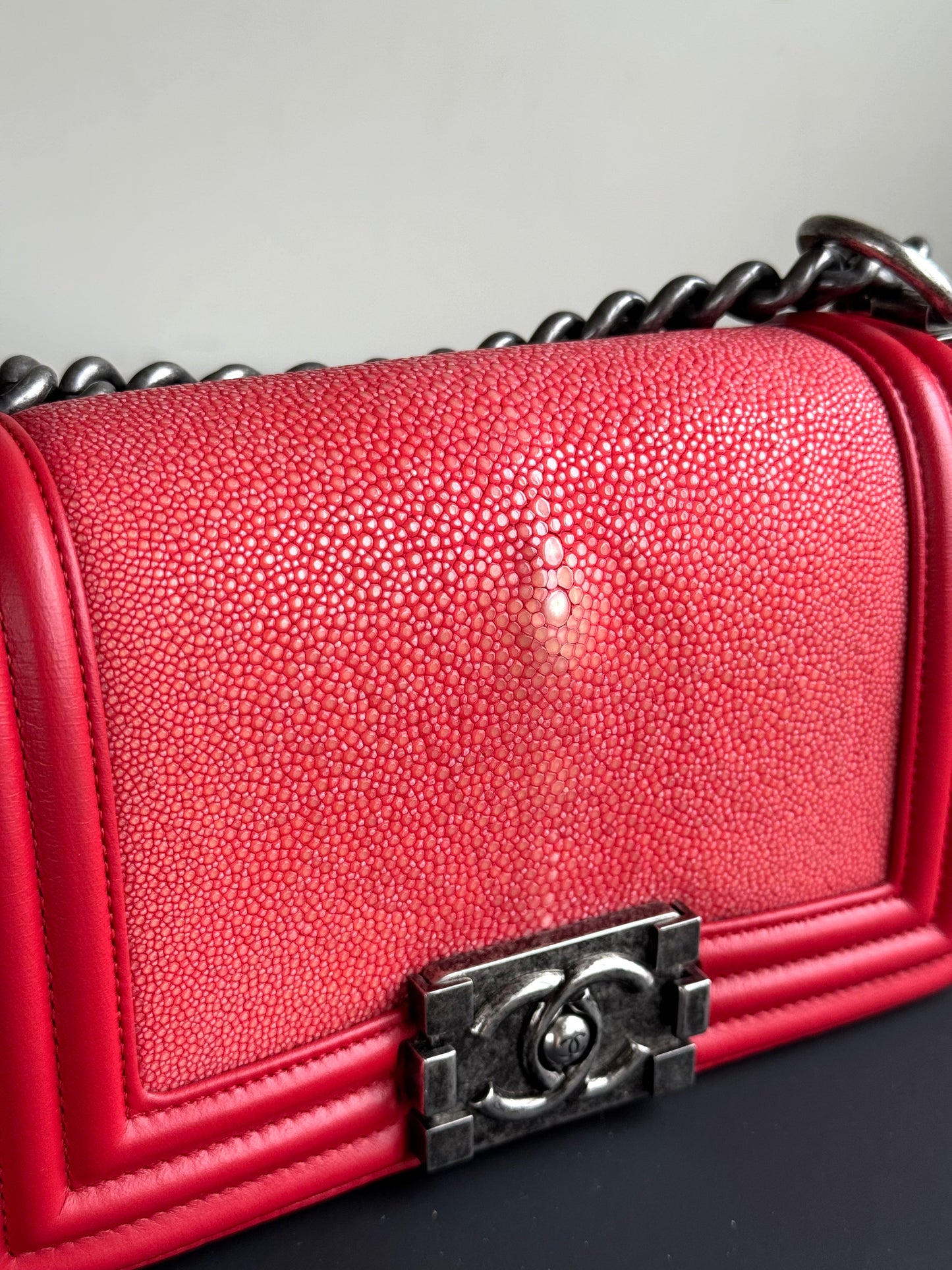 Pre-owned Chanel Boy Small Red Stingray Leather Flap Bag