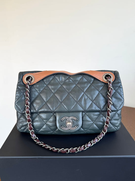 Pre-owned Chanel In The Mix Medium Dark Green Iridescent Leather Flap Bag