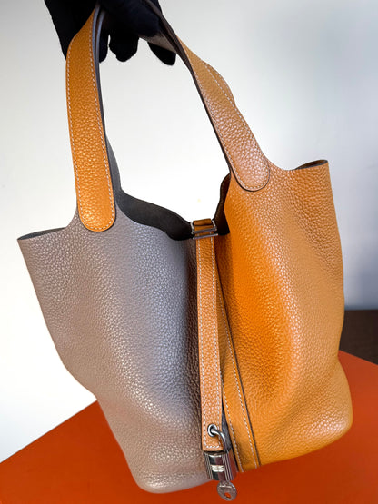Pre-owned Hermès Picotin 22 Bicolor Clemence Handbag