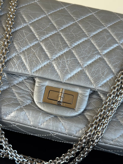 Pre-owned Chanel 2.55 Reissue Maxi 227 Silver Leather Flap Bag