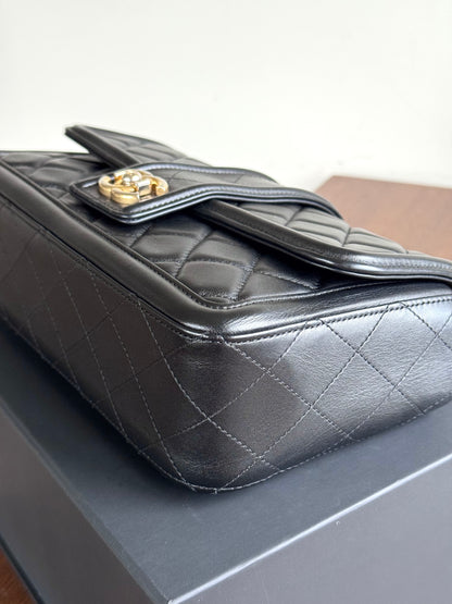 Pre-owned Chanel Elegant CC Medium Black Leather Flap Bag