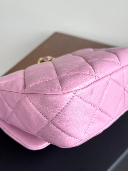 Pre-owned Chanel Matelasse Mini Pink Lambskin Lacquered Chain Flap Bag