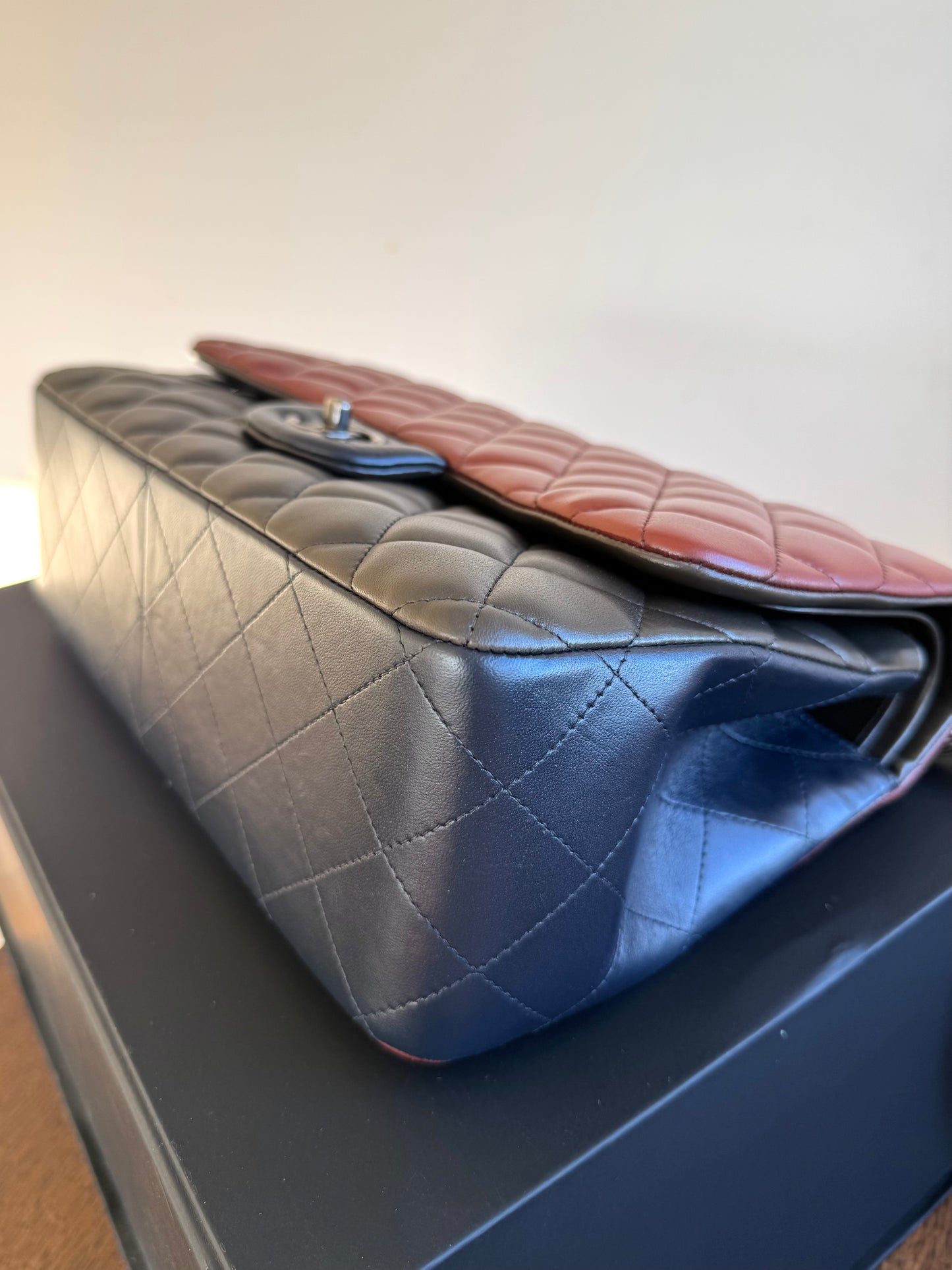 Pre-owned Chanel Timeless Classic Jumbo Tricolor Leather Flap Bag