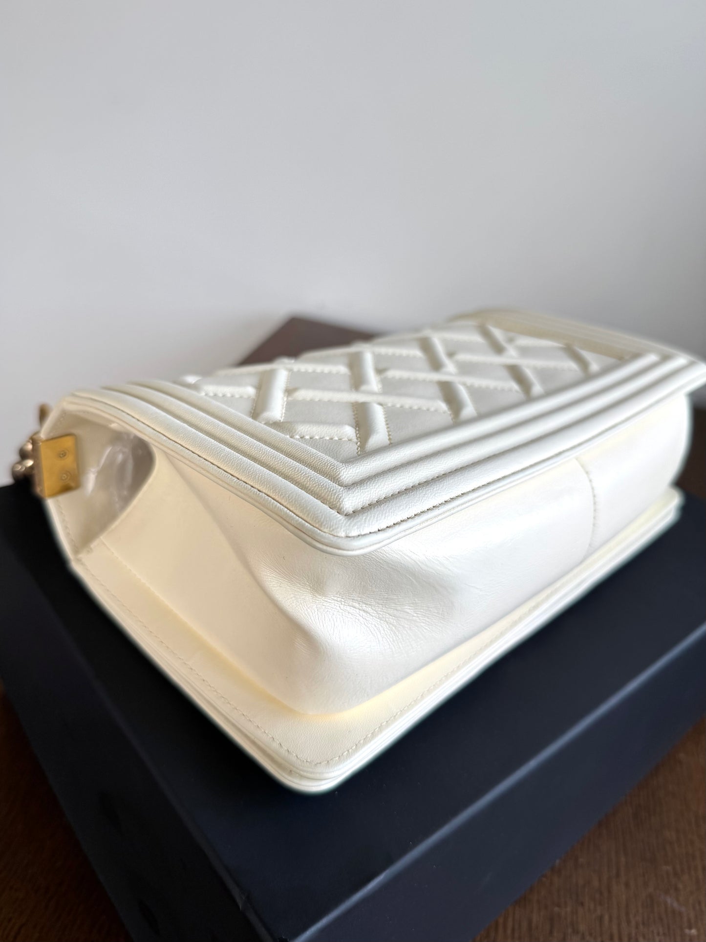 Pre-owned Chanel Boy Medium Embossed Cream Leather Bag
