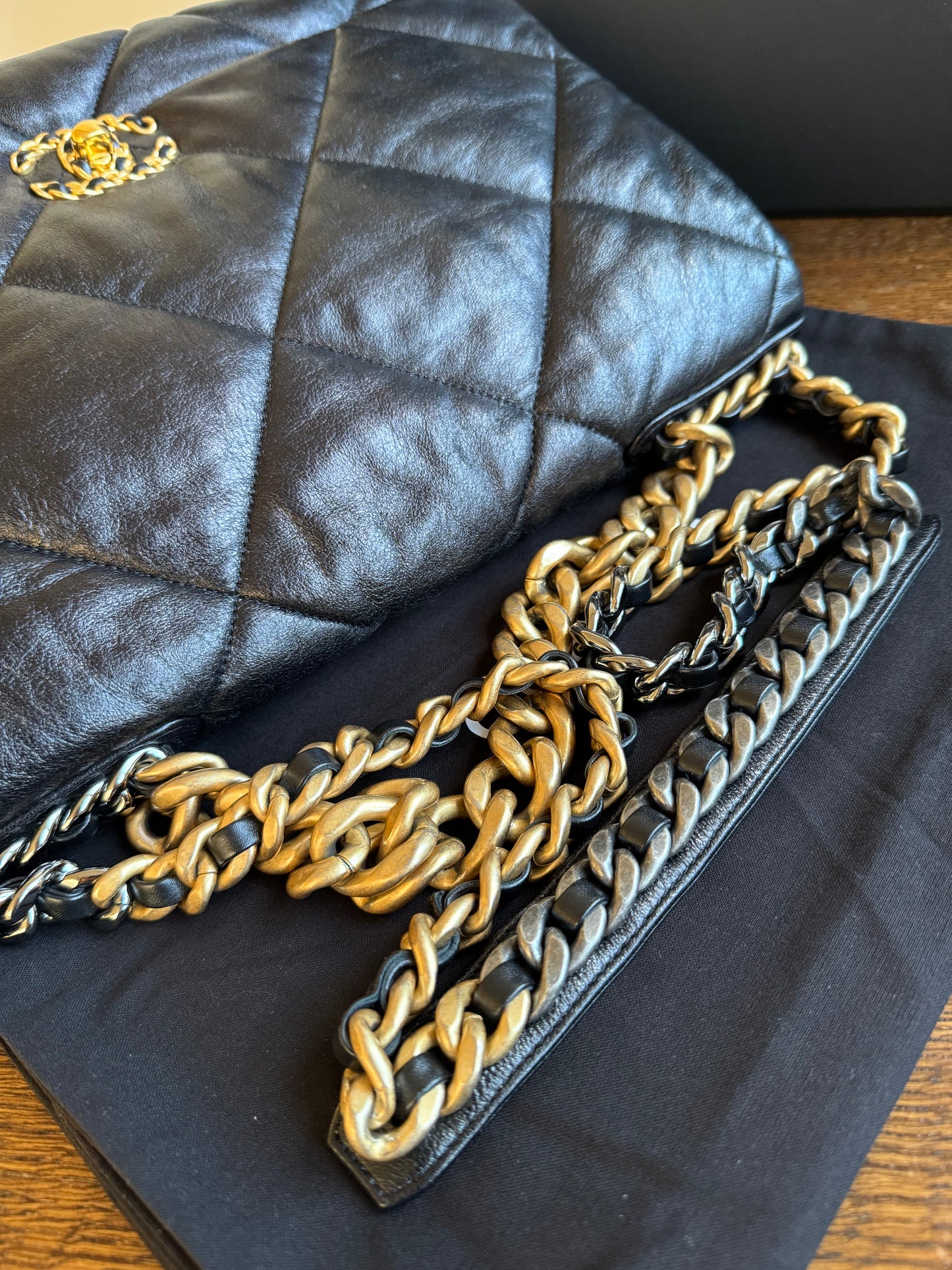 Pre-owned Chanel 19 Maxi Black Lambskin Flap Bag