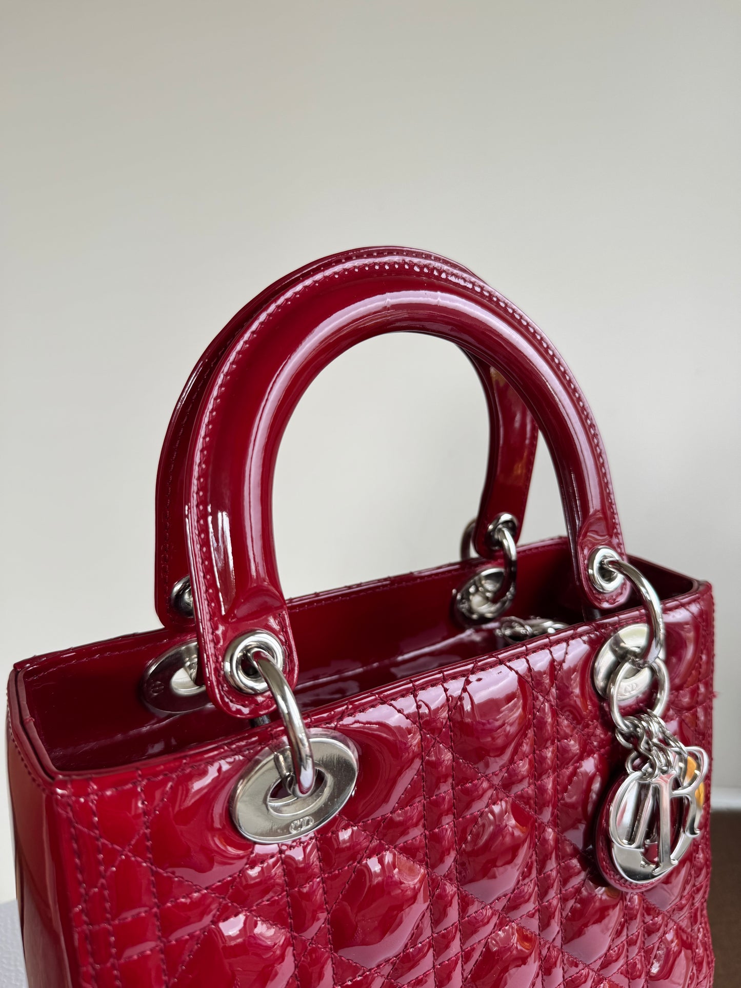 Pre-owned Dior Lady Dior Medium Burgundy Patent Leather Bag