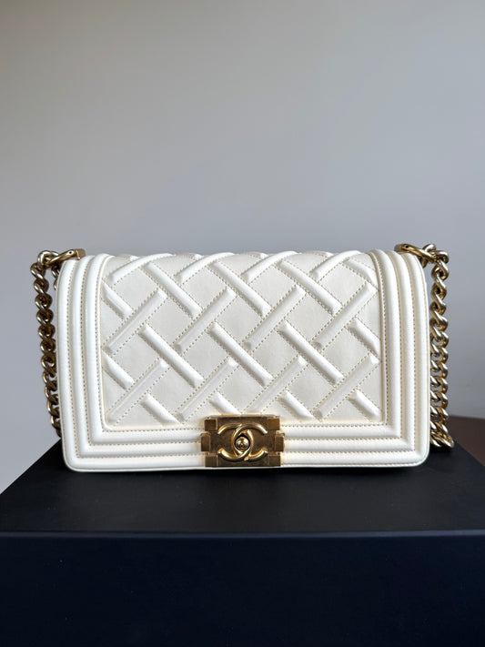 Pre-owned Chanel Boy Medium Embossed Cream Leather Bag