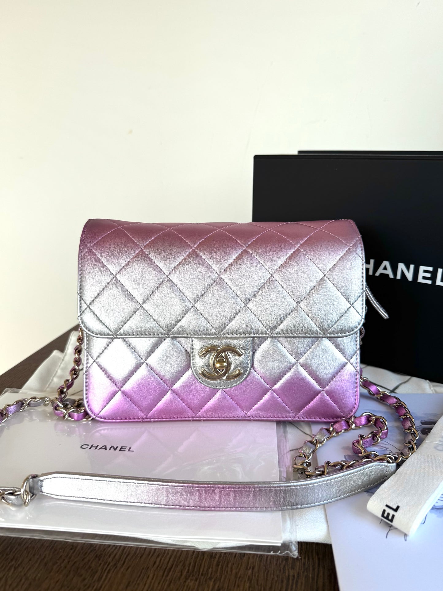 Pre-owned Chanel Like A Wallet Metallic Silver Pink Lambskin Flap Bag