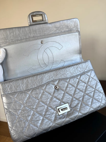 Pre-owned Chanel 2.55 Reissue Maxi 227 Silver Leather Flap Bag