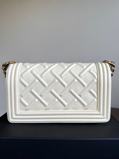 Pre-owned Chanel Boy Medium Embossed Cream Leather Bag
