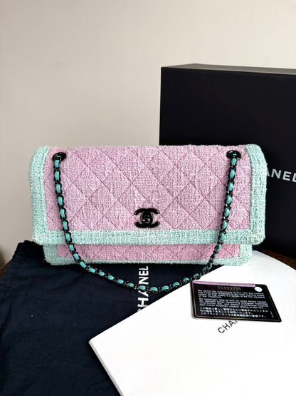 Pre-owned Chanel Pink Turquoise Tweed Flap Bag