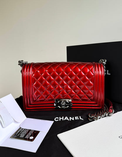 Pre-owned Chanel Boy Medium Metallic Red Patent Leather Bag