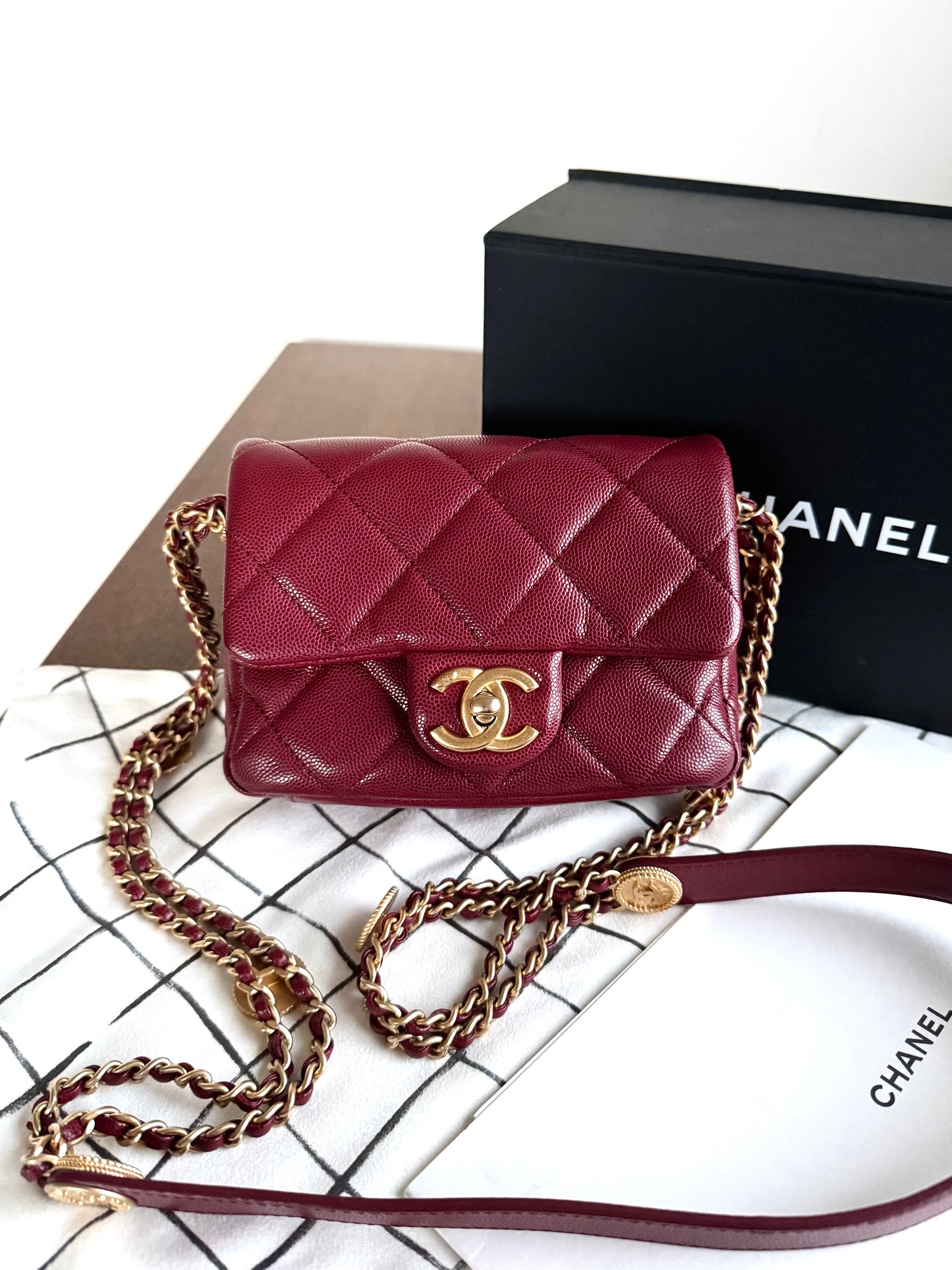 Pre-owned Chanel Twist Your Button Mini Burgundy CaviarFlap Bag