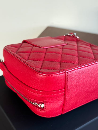 Pre-owned Chanel CC Box Mini Red Leather Camera Bag