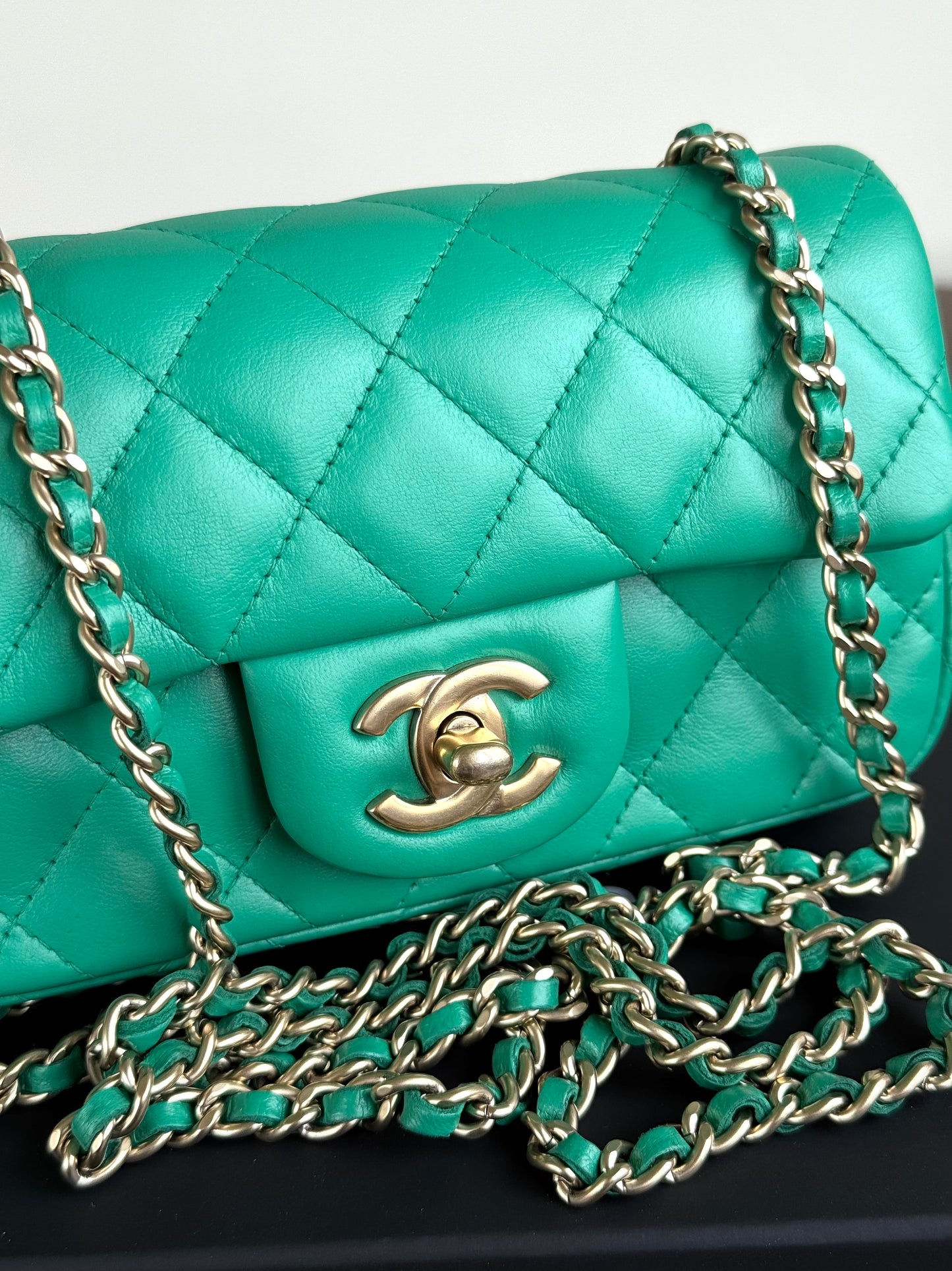 Pre-owned Chanel Timeless Extra Mini Green Leather Flap Bag