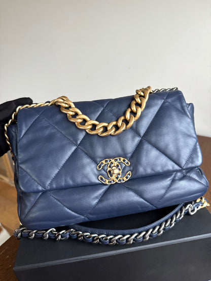 Pre-owned Chanel 19 Small Navy Lambskin Flap Bag