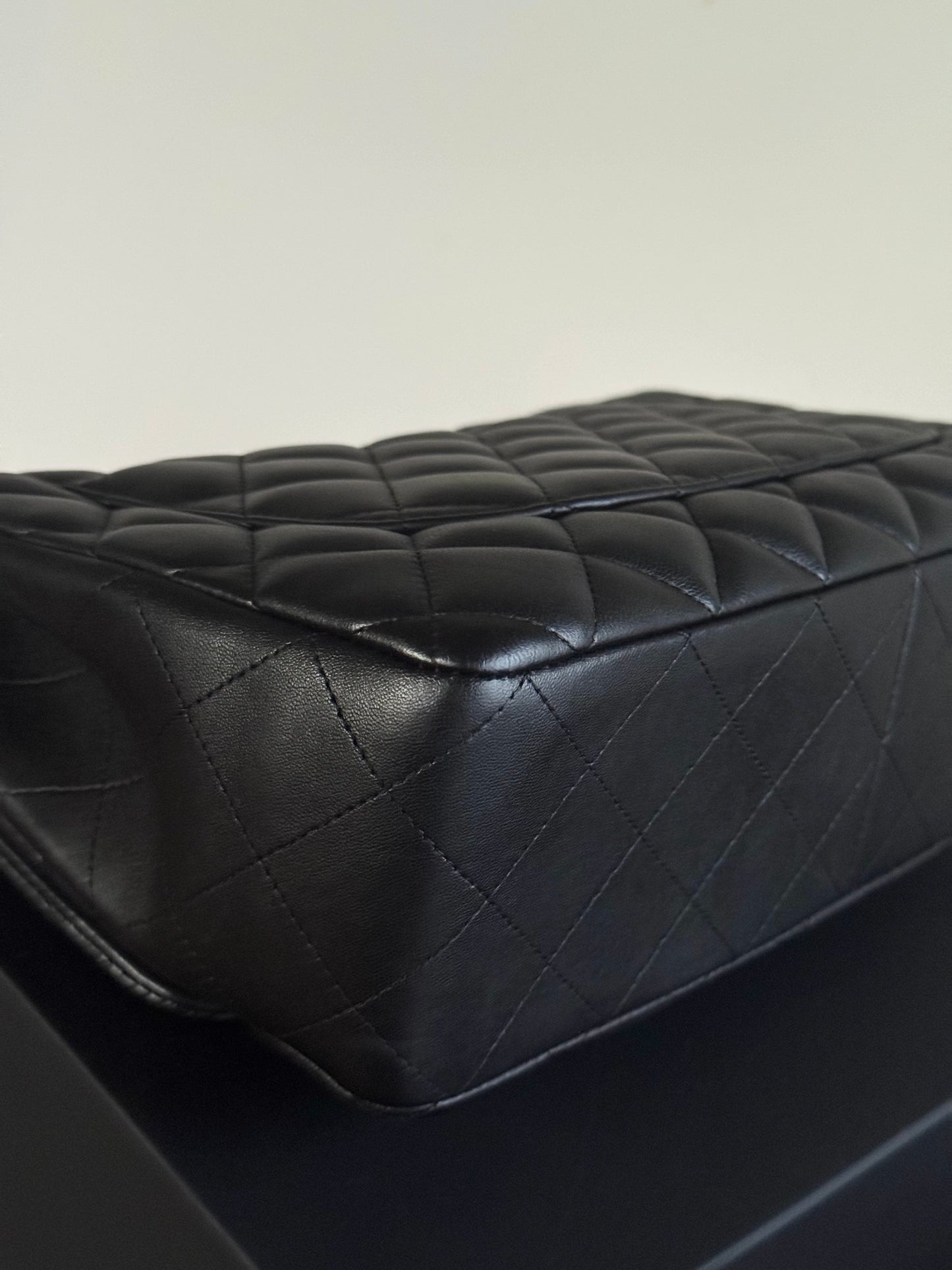 Pre-owned Chanel Timeless Classic Jumbo Black Lambskin Single Flap Bag