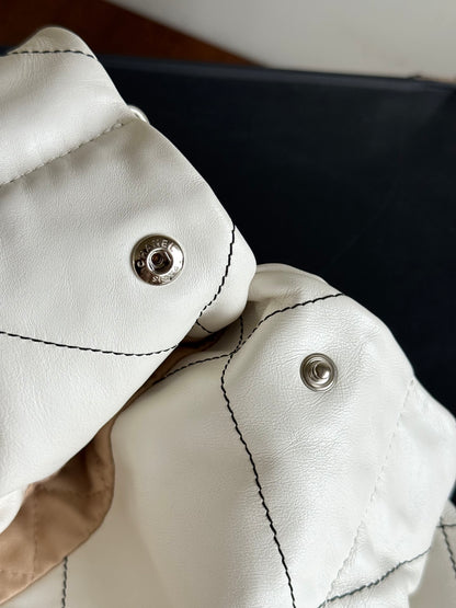 Pre-owned Chanel 22 Large White Leather Tote Bag