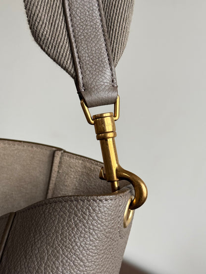 Pre-owned Céline Seau Sangle Taupe Leather Tote Bag