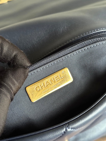 Pre-owned Chanel 19 Small Navy Lambskin Flap Bag