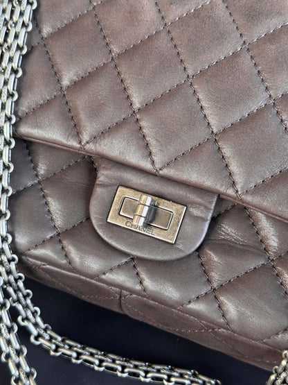 Pre-owned Chanel 2.55 Reissue Large 226 Chocolate Iridescent Leather Flap Bag