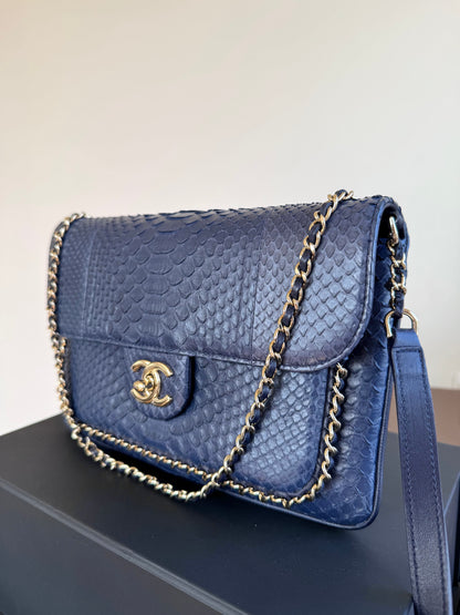 Pre-owned Chanel CC Chain Python Navy Flap Bag