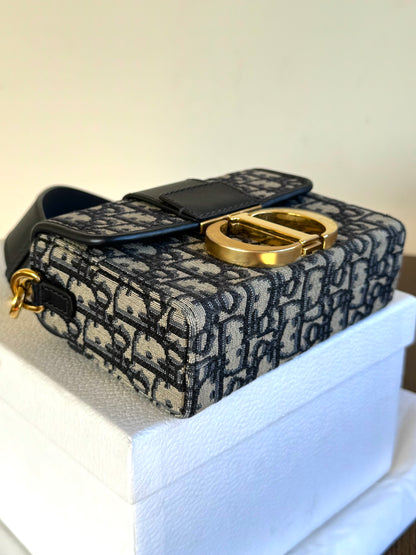 Pre-owned Dior 30 Montaigne Box Navy Canvas Leather Bag