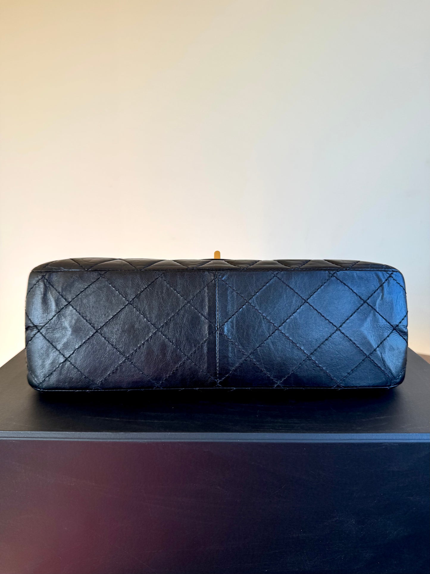Pre-owned Chanel 2.55 Reissue Maxi 227 Black Calfskin Flap Bag