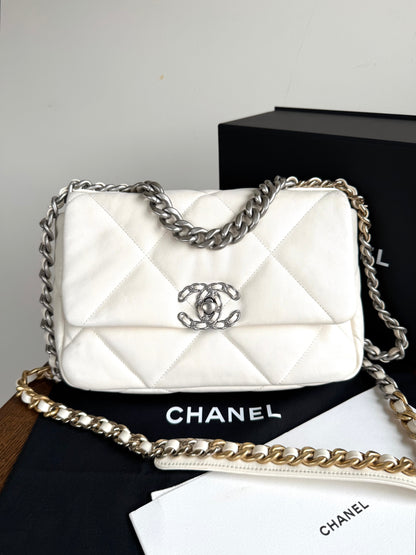 Pre-owned Chanel 19 Small Creamy White Lambskin Flap Bag