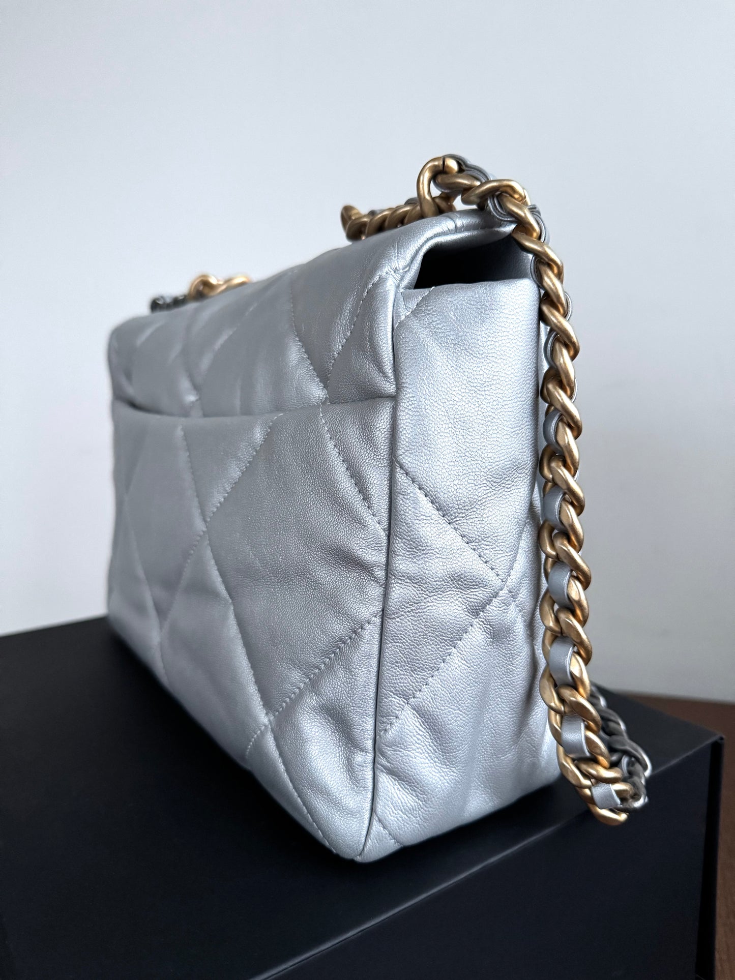 Pre-owned Chanel 19 Large Silver Lambskin Flap Bag