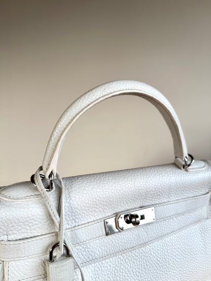 Pre-owned Hermès Kelly 32 White Clemence Leather Bag