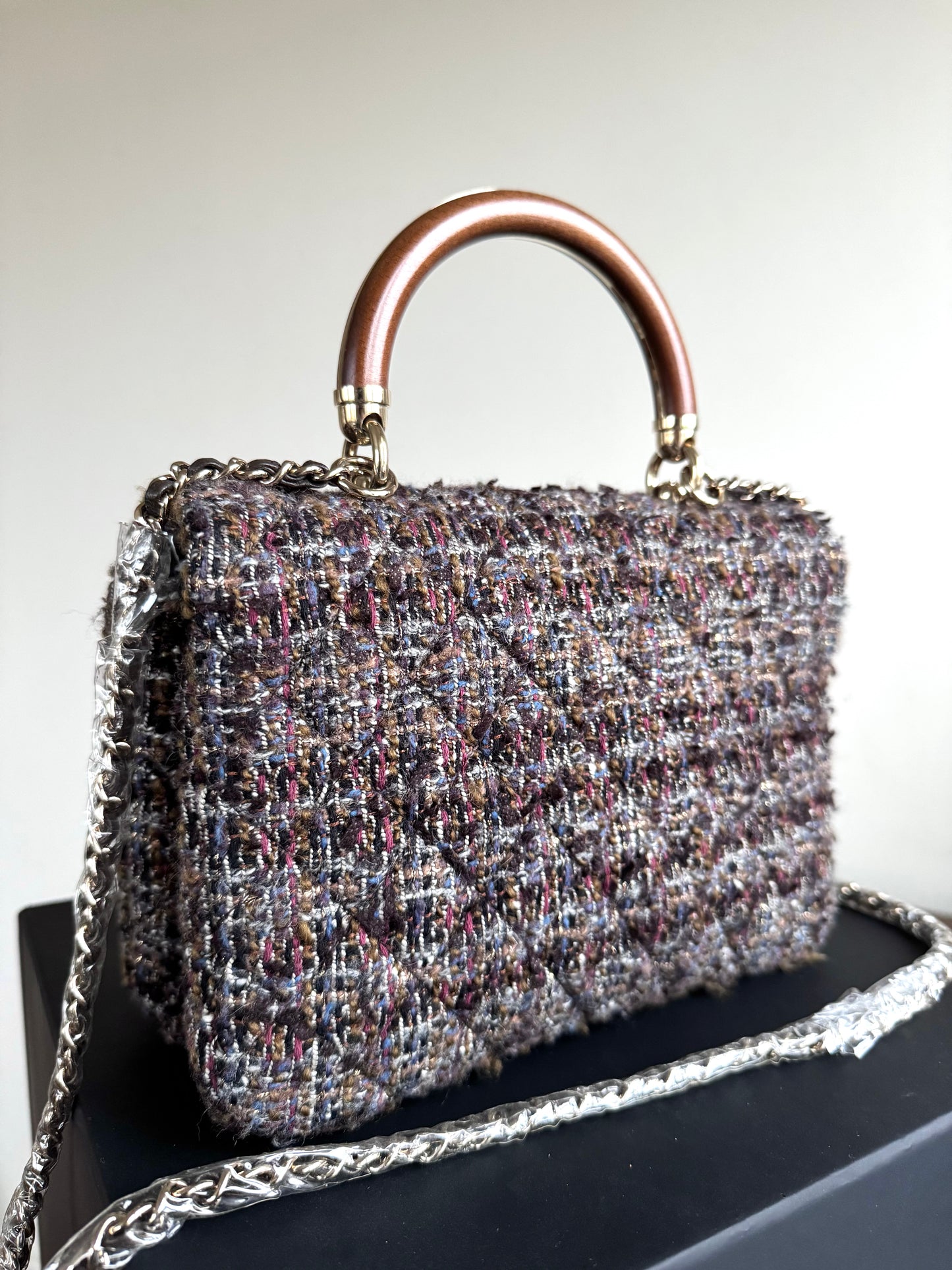 Pre-owned Chanel Knock On Wood Brown Tweed Top Handle Flap Bag