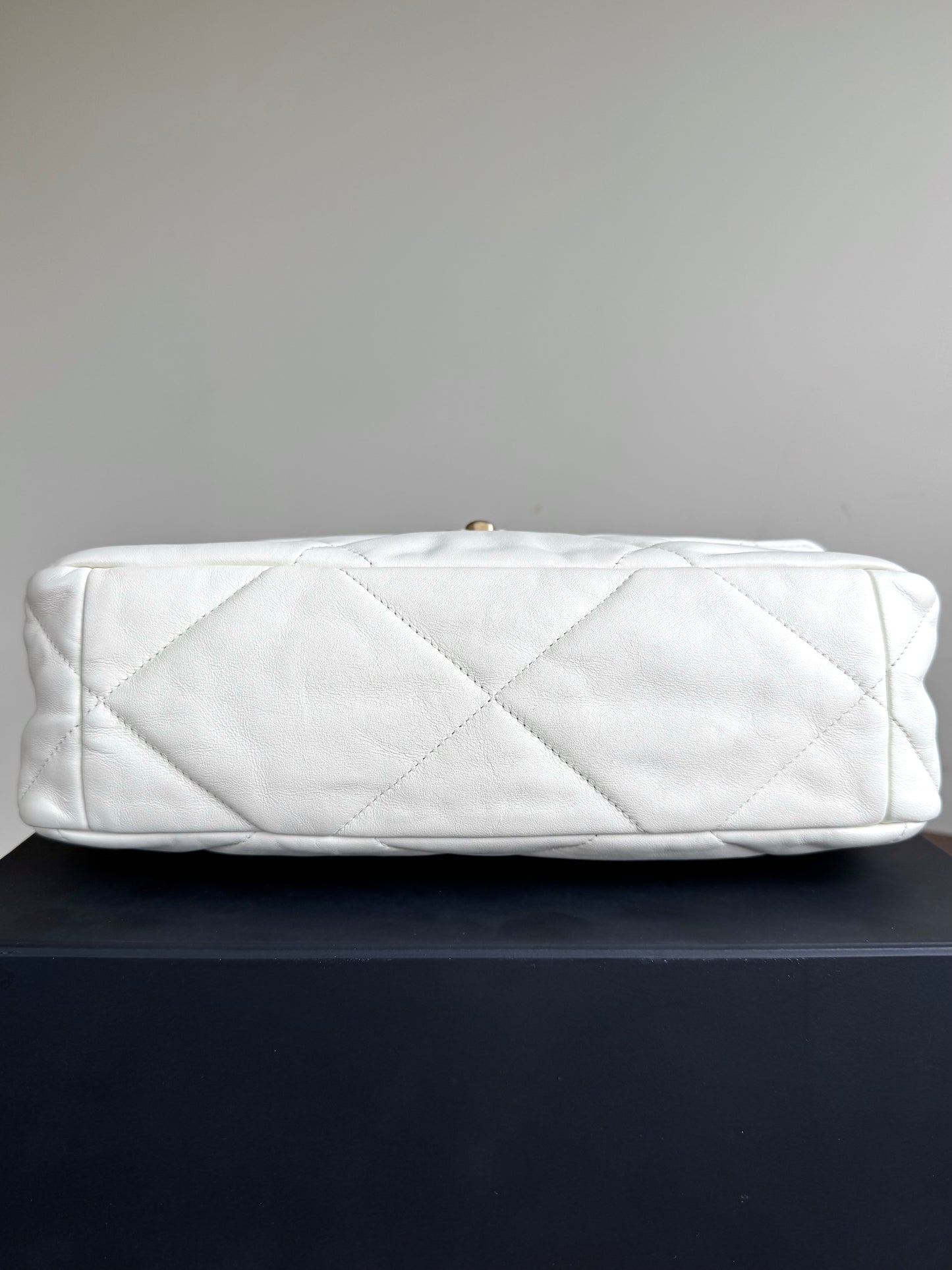 Pre-owned Chanel 19 Large White Lambskin Flap Bag