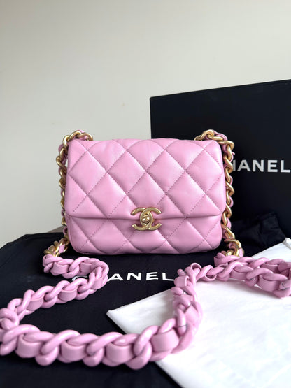 Pre-owned Chanel Matelasse Mini Pink Lambskin Lacquered Chain Flap Bag