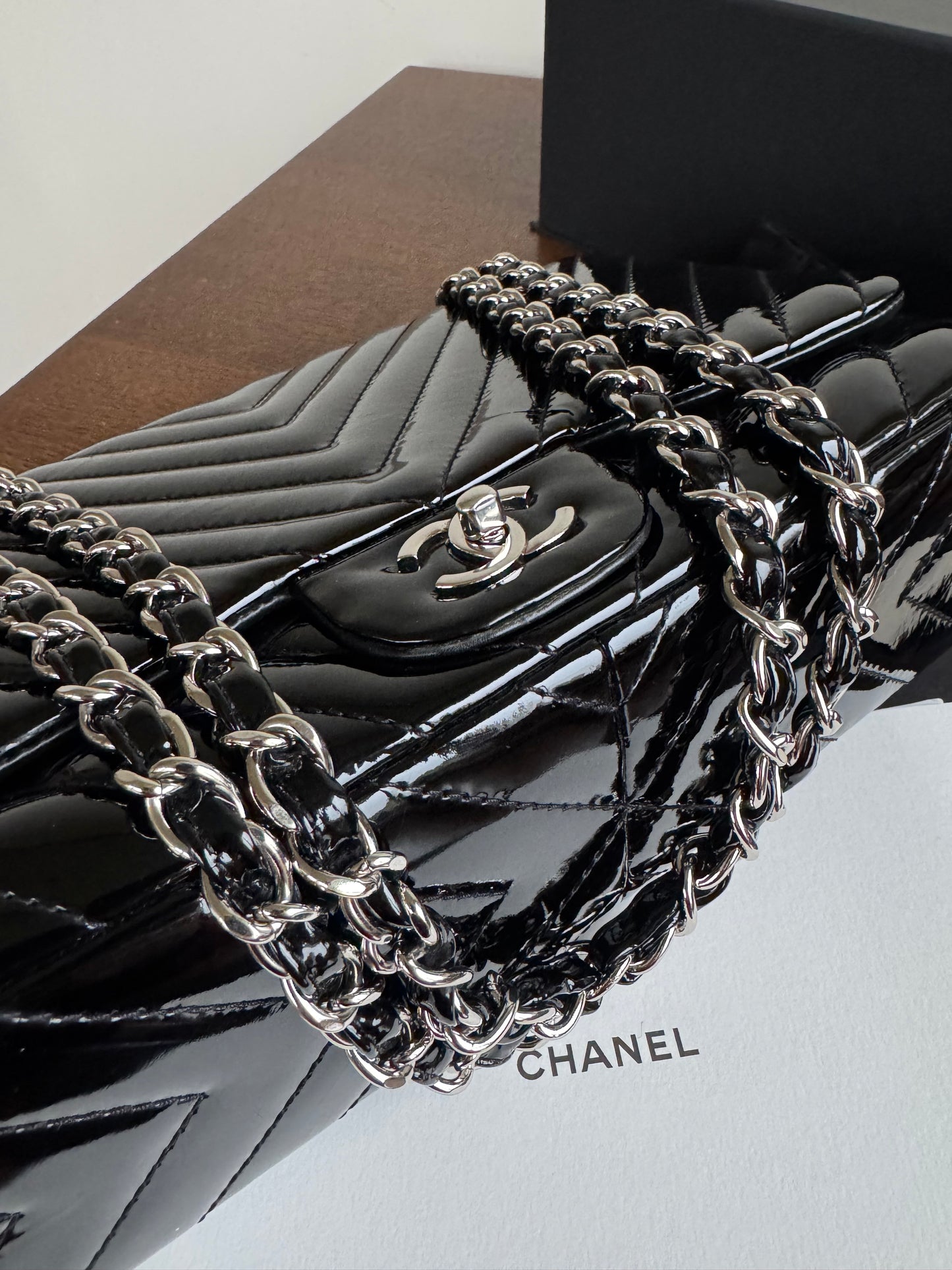 Pre-owned Chanel Classic Jumbo Black Patent Leather Flap Bag