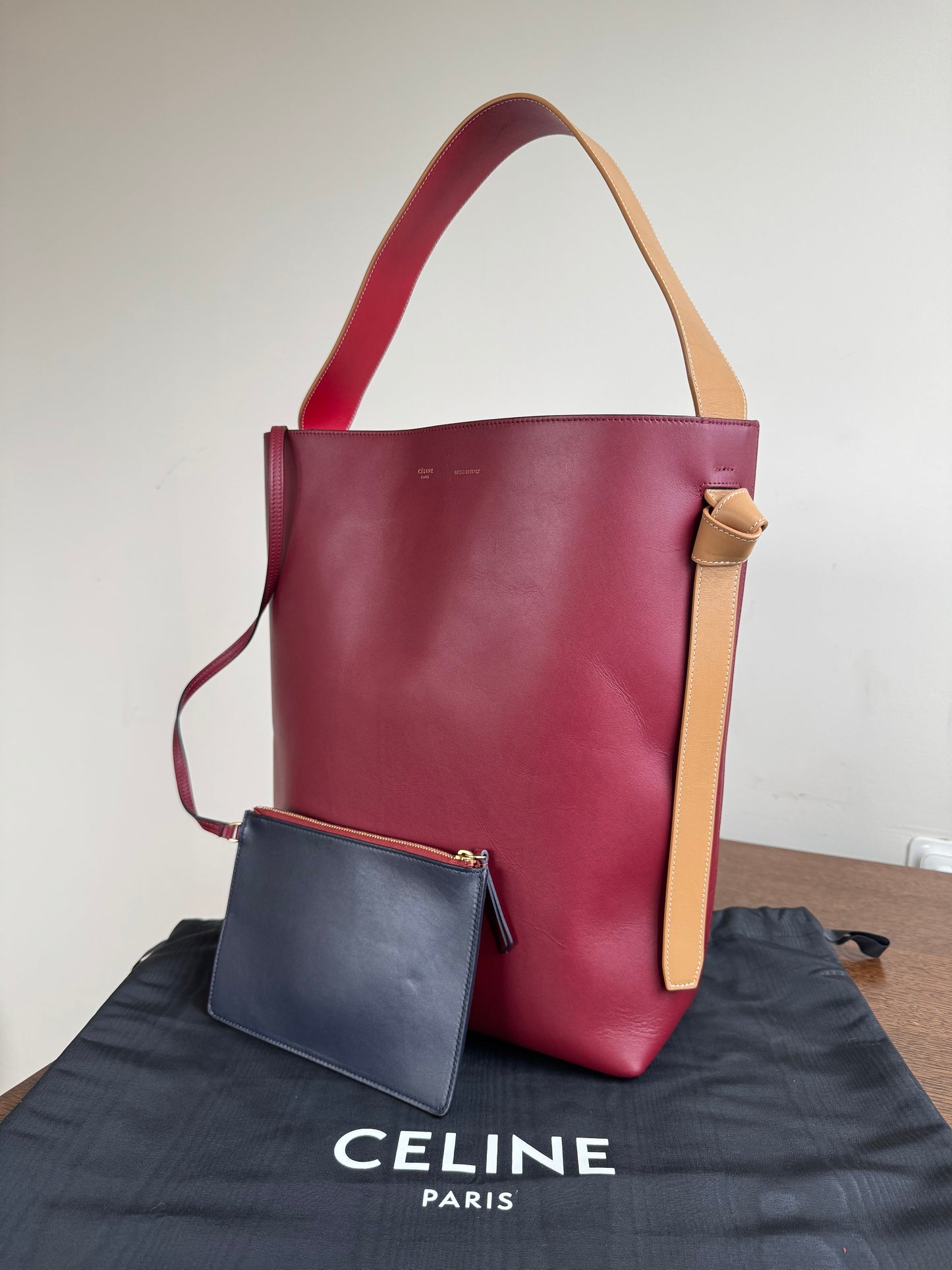 Pre-owned Céline Twisted Cabas Multicolor Leather Tote Bag