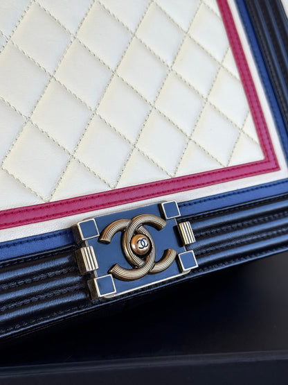 Pre-owned Chanel Boy Large Crest-Embellished Multicolores Bag