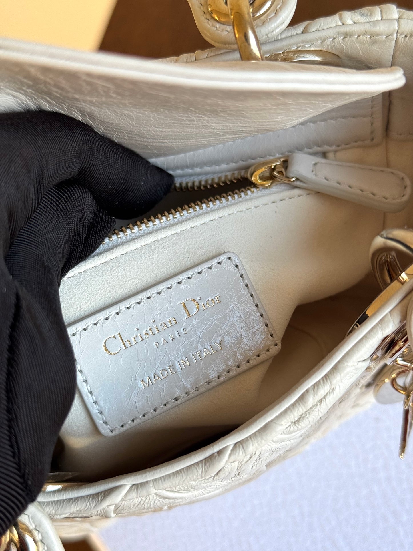 Pre-owned Dior Lady Dior Mini Off-White Eggshell Wrinkled Leather Bag