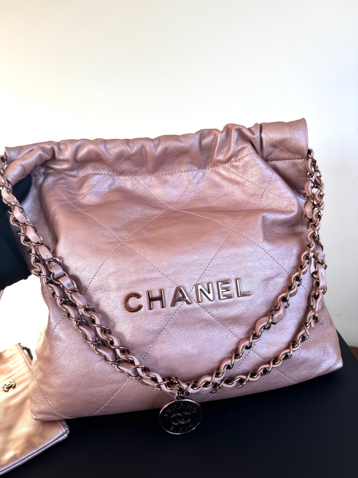 Pre-owned Chanel 22 Small Rose Gold Leather Tote Bag Limited Color