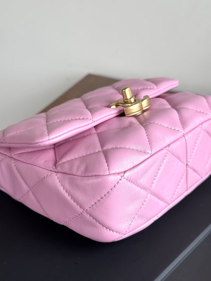 Pre-owned Chanel Matelasse Mini Pink Lambskin Lacquered Chain Flap Bag