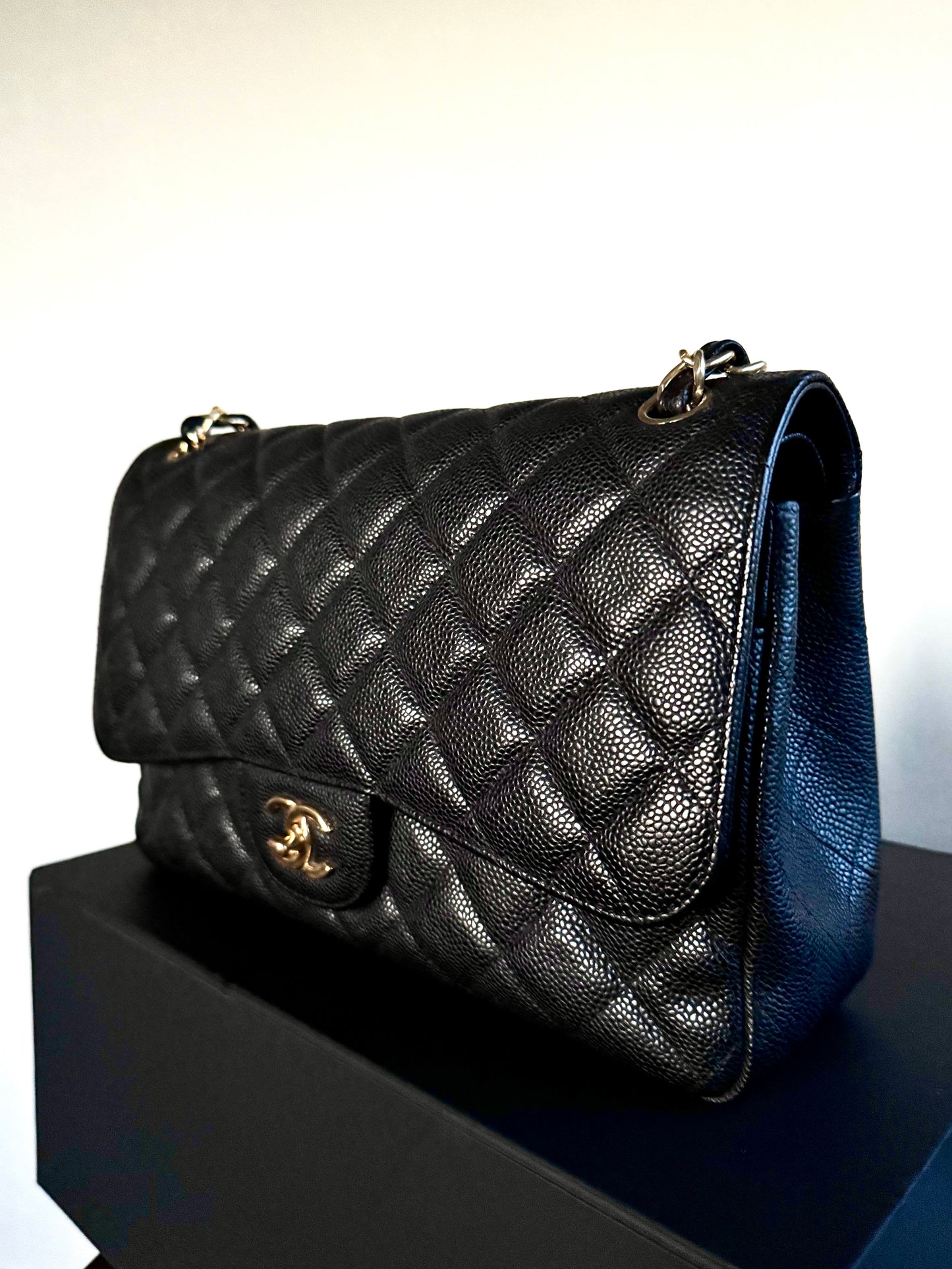 Pre-owned Chanel Timeless Classic Jumbo Black Caviar Flap Bag