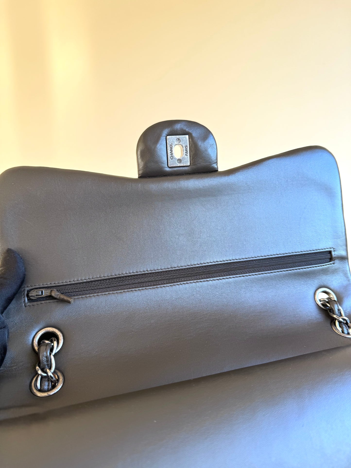 Pre-owned Chanel Timeless Classic Jumbo Tricolor Leather Flap Bag