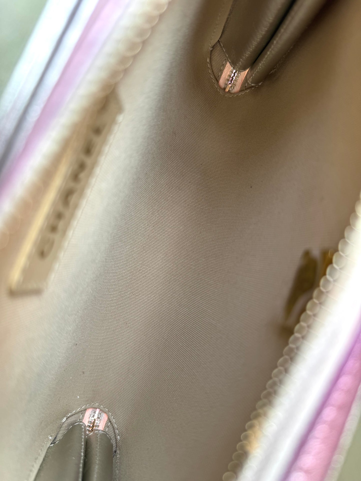 Pre-owned Chanel Like A Wallet Metallic Silver Pink Lambskin Flap Bag