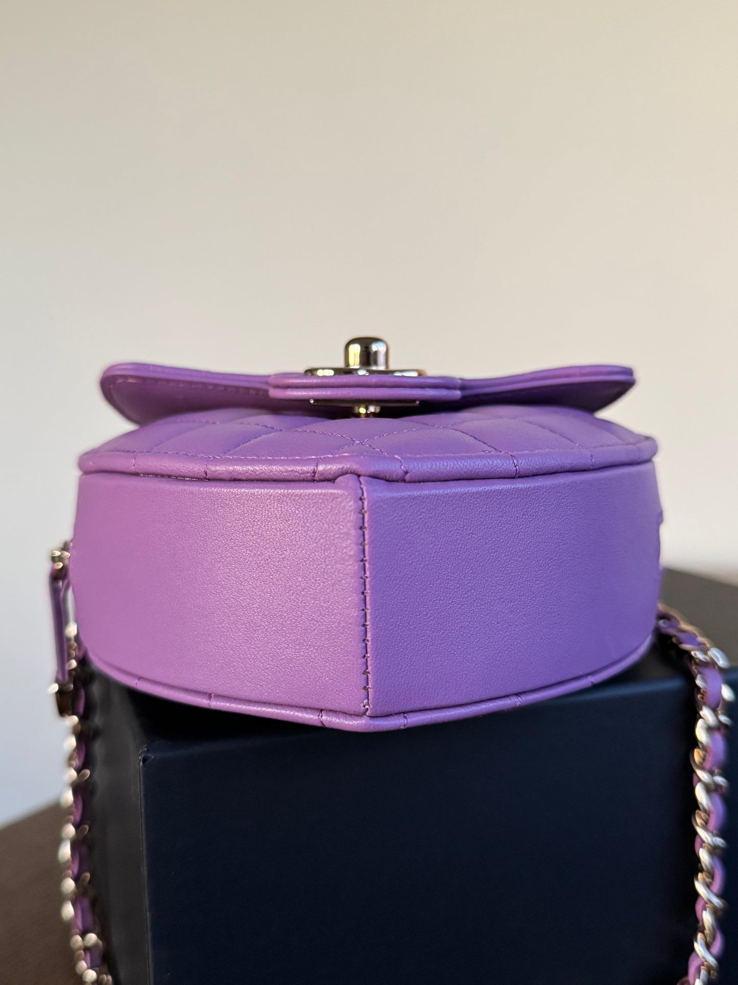 Pre-owned Chanel CC In Love Small Purple Leather Heart Bag