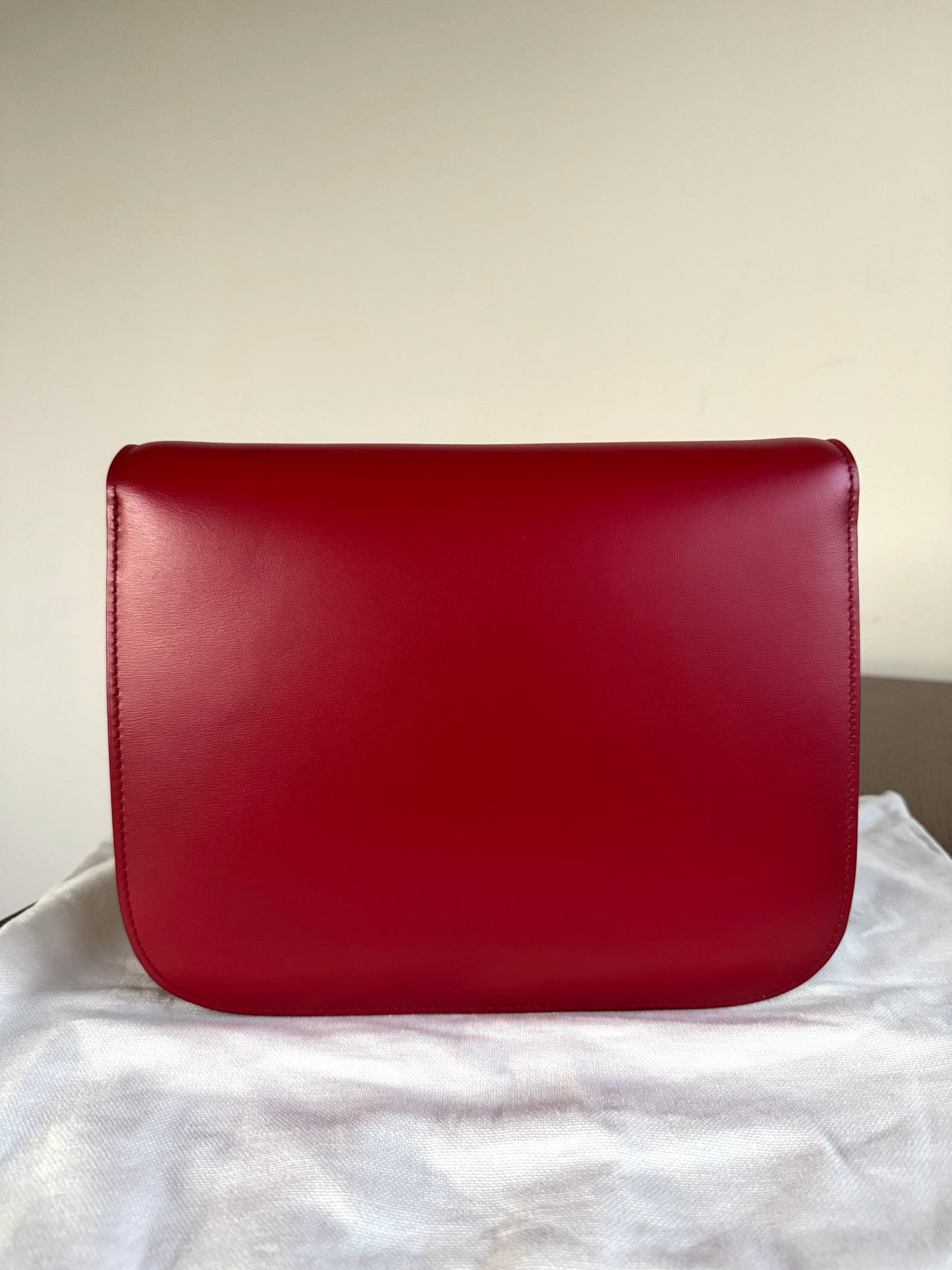 Pre-owned Celine Classic Box Medium Red Leather Bag