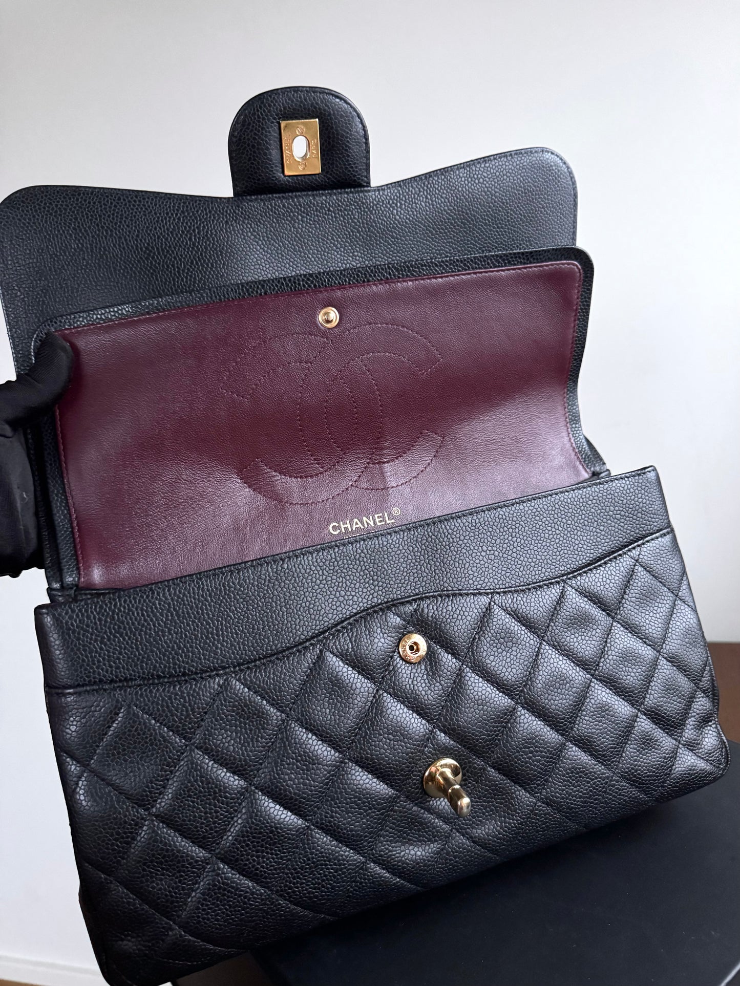 Pre-owned Chanel Timeless Classic Jumbo Black Caviar Flap Bag