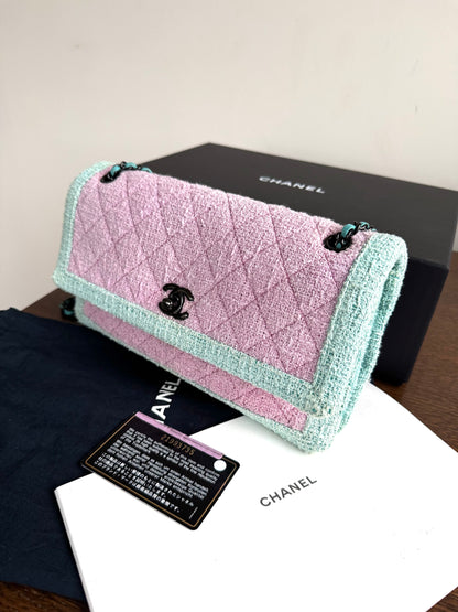 Pre-owned Chanel Pink Turquoise Tweed Flap Bag
