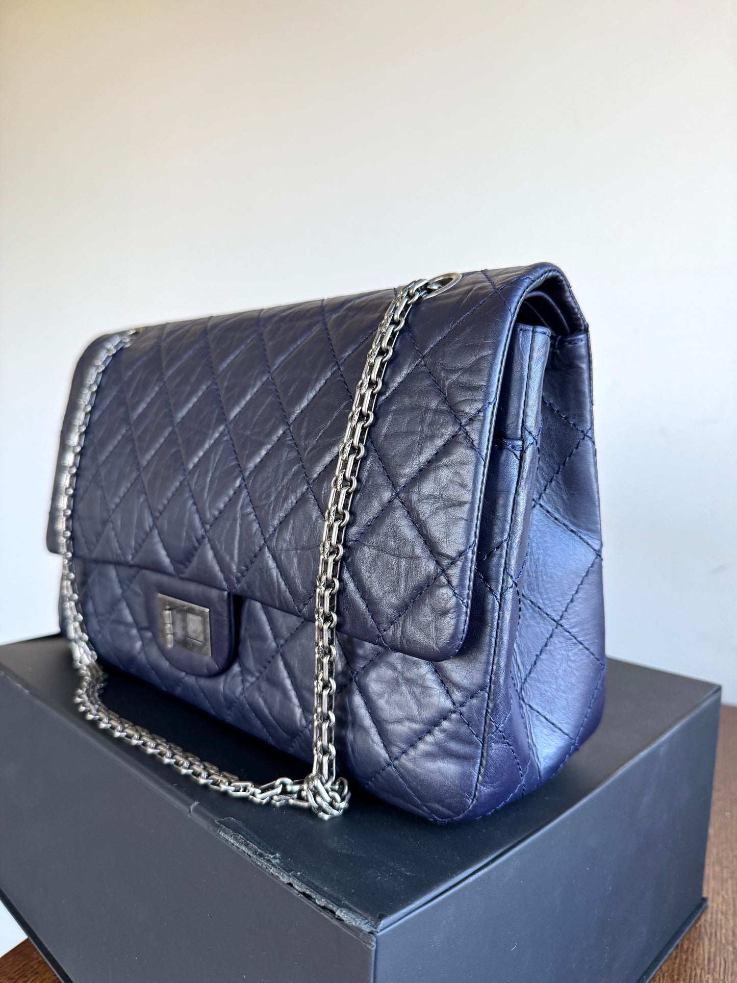 Pre-owned Chanel 2.55 Reissue Maxi 227 Purple Calfskin Flap Bag